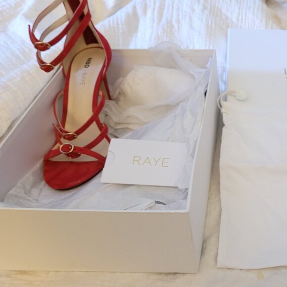 ✨NIB Beautiful RAYE Hunter Red Suede Sandals Sz 9.5 - Picture 4 of 4